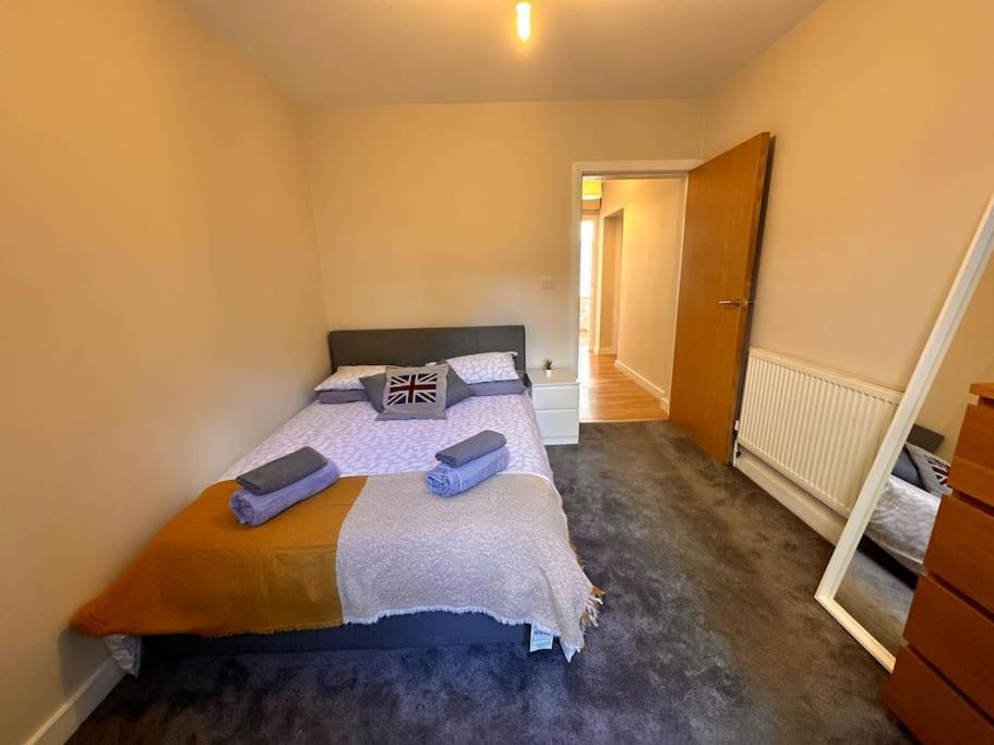 2 Bedroom Apartment In Se13 London Exterior photo